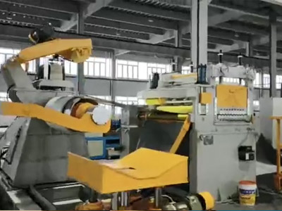 KJHS40-2x1300mm複(fu)合縱(zong)橫剪(jian)生産(chan)線