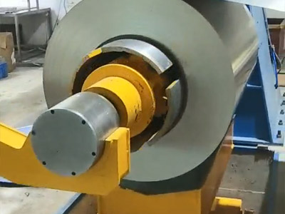 KJS120-3x1600mm縱剪(jian)生産(chan)線